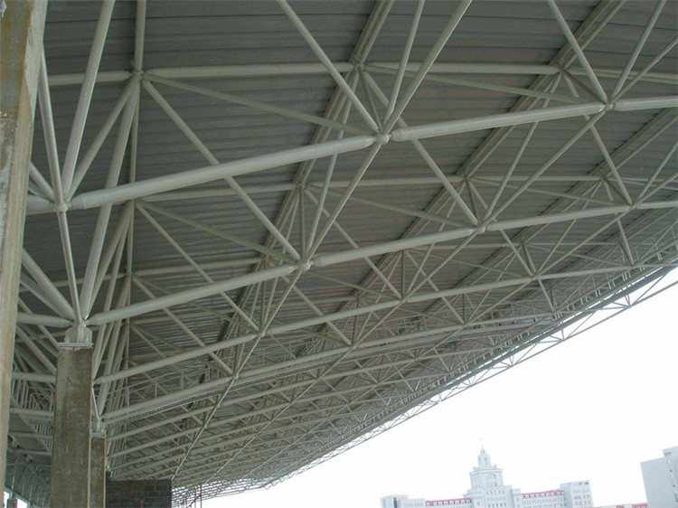 丹东学院体育场网架工程